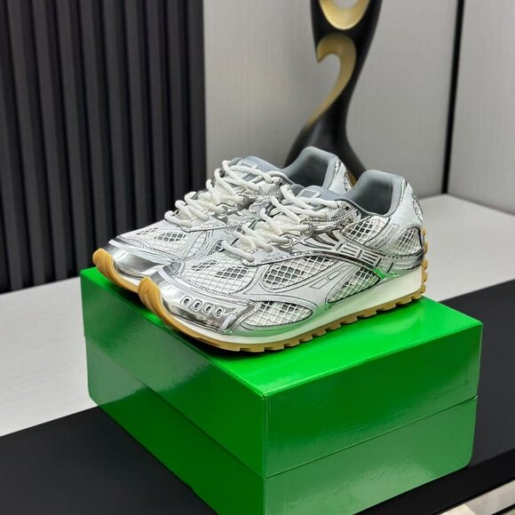 🎉🎉BV Orbit sneakers - Picture 2 of 9